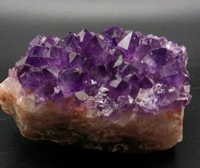 Amethyst Stufe in einzigartiger Qualität