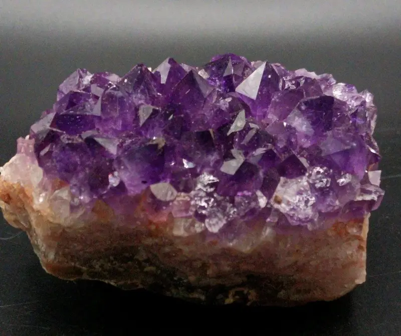Amethyst Stufe in einzigartiger Qualität
