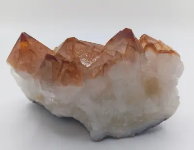 Citrin Stufe in schöner Farbe mit großen Einzelkristallen