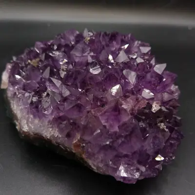 Amethyst Stufe in schöner Farbe 
