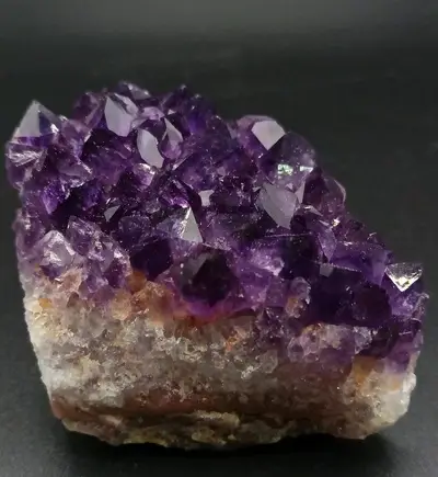 Amethyst Stufe in einzigartiger Qualität