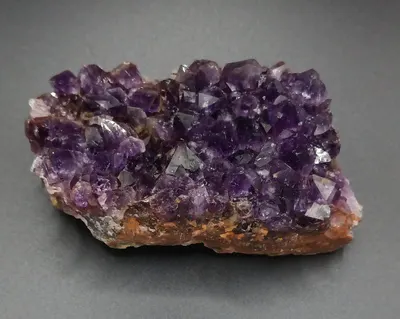 Amethyst Stufe in einzigartiger Qualität