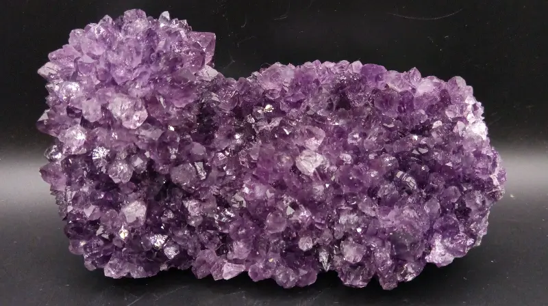 Amethyst Stufe Handstück in sehr schöner Farbe