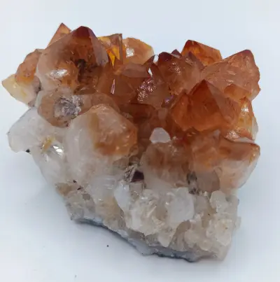 Citrin Stufe in sehr schöner Farbe