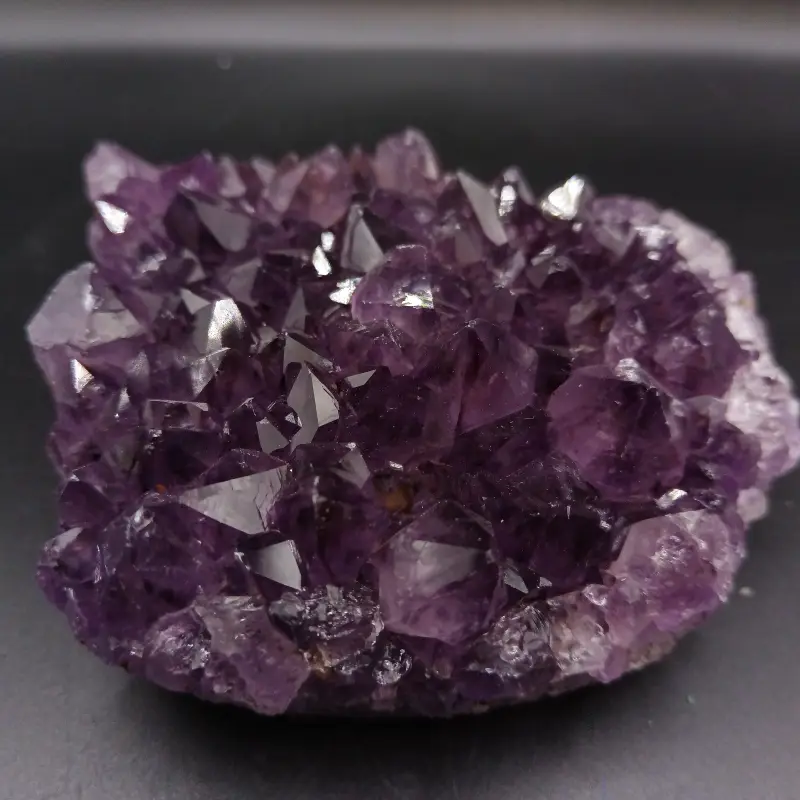 Amethyst Stufe in schöner Farbe