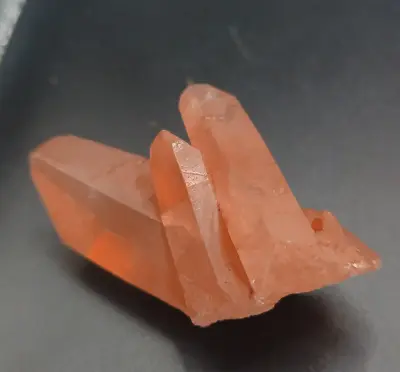 Bergkristallstufen Tangerine (Mandarinen Quarz)